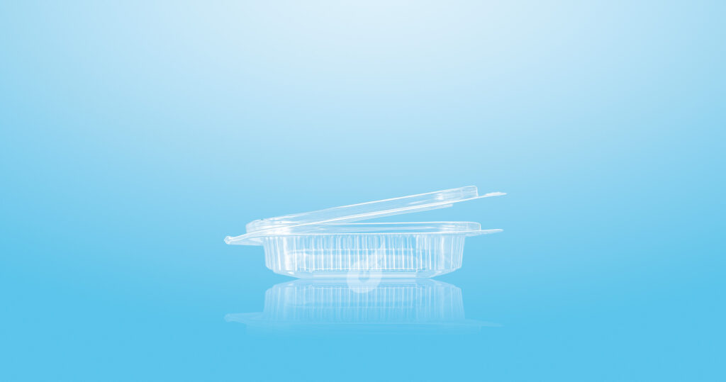 Boite plastique rectangle avec couvercle 125cc